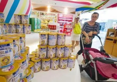 守護(hù)寶寶口糧 嬰幼兒配方乳粉新規(guī)落地，1月28日起全面實(shí)施